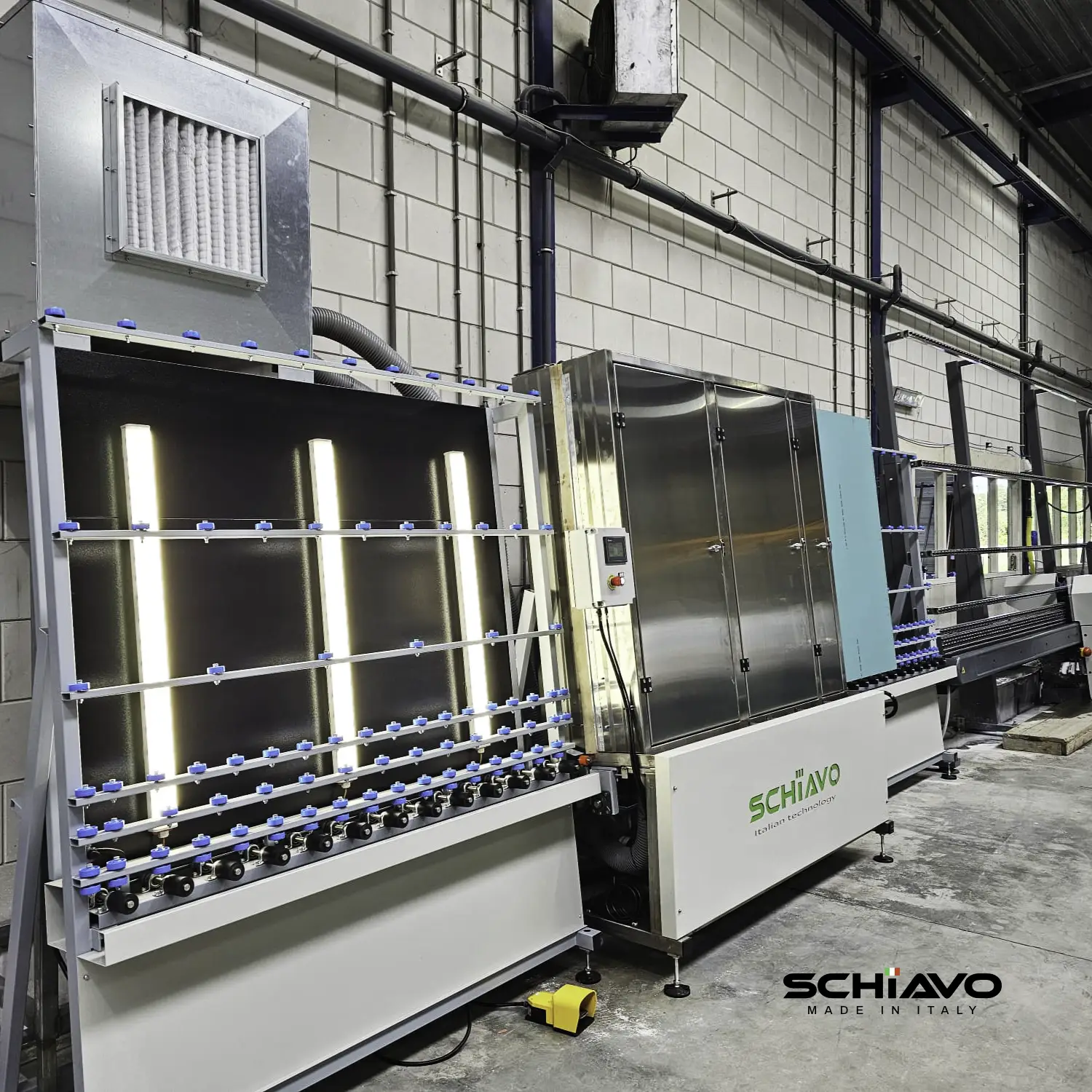 WD 1600 Glass Washing Machine in Line Schiavo